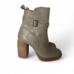 Lucky Brand Natesa High Heel Bootie Size 7 Light Green